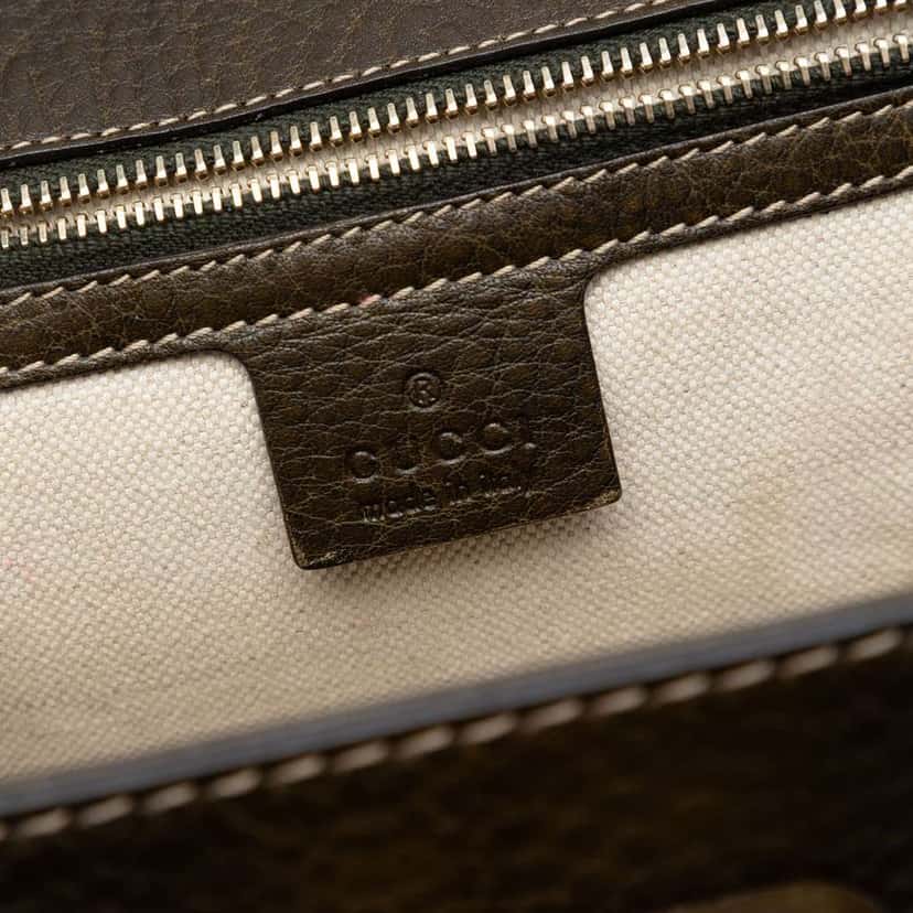Gucci Medium Leather New Bamboo Satchel Green Leather Very good condition - Box View