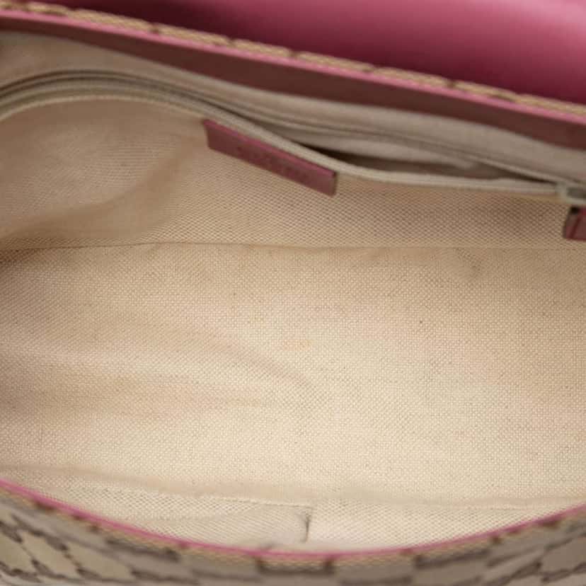 Gucci GG Canvas Sukey Crossbody Beige Very good condition - Model View
