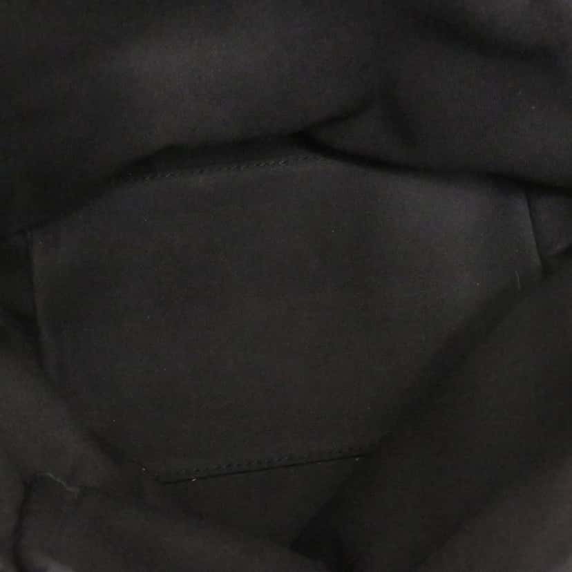 Gucci GG Canvas Eclipse Tote Black Canvas Very good condition - Model View