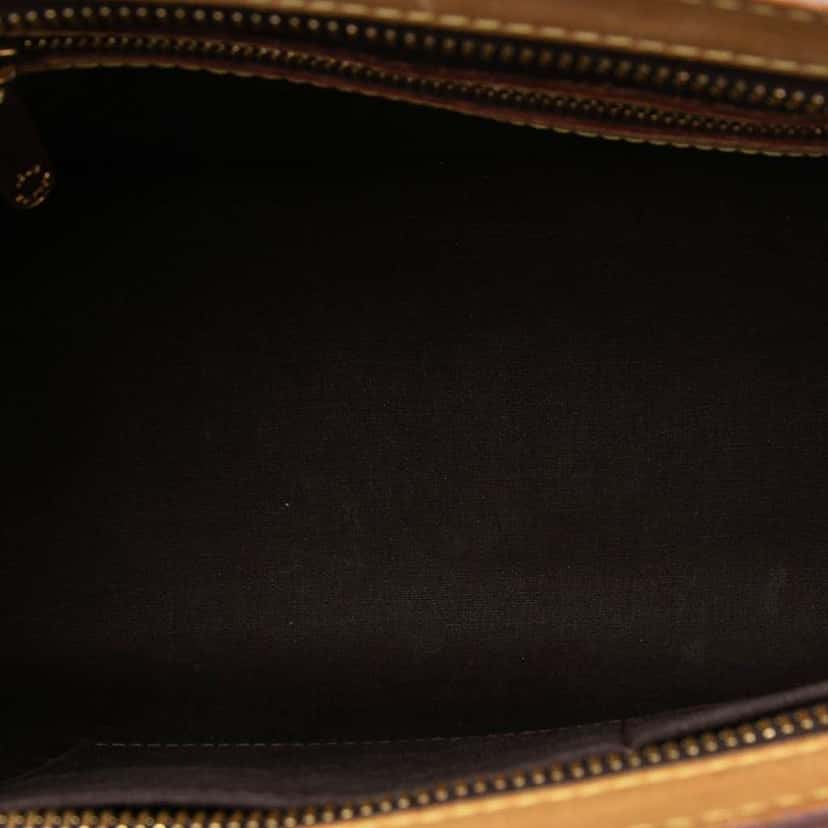 Louis Vuitton Monogram Vernis Brea MM Purple Leather Very good condition - Model View