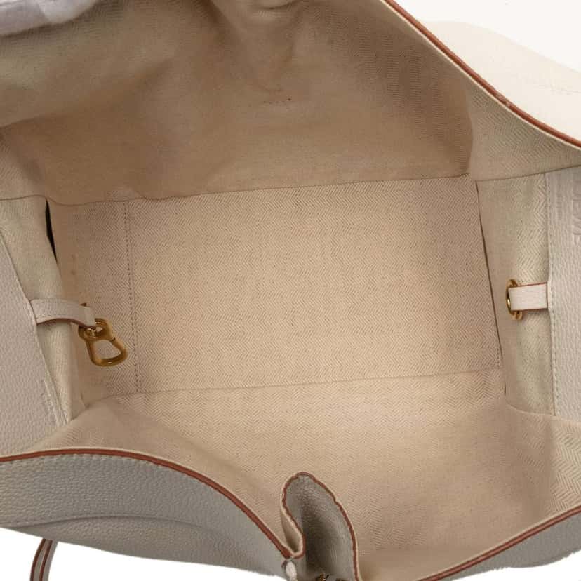 Loewe Medium Grained Calfskin Hammock Satchel Brown Leather Very good condition - Model View