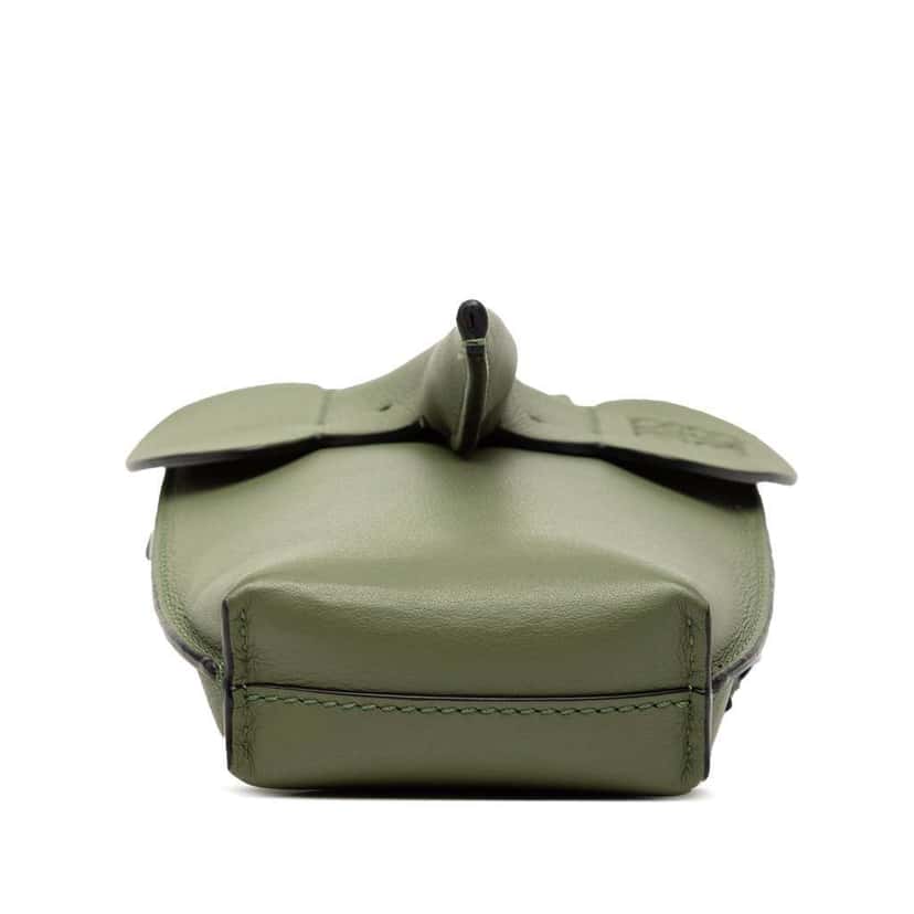 Loewe Leather Elephant Pocket Crossbody Green Leather Very good condition - Inside View