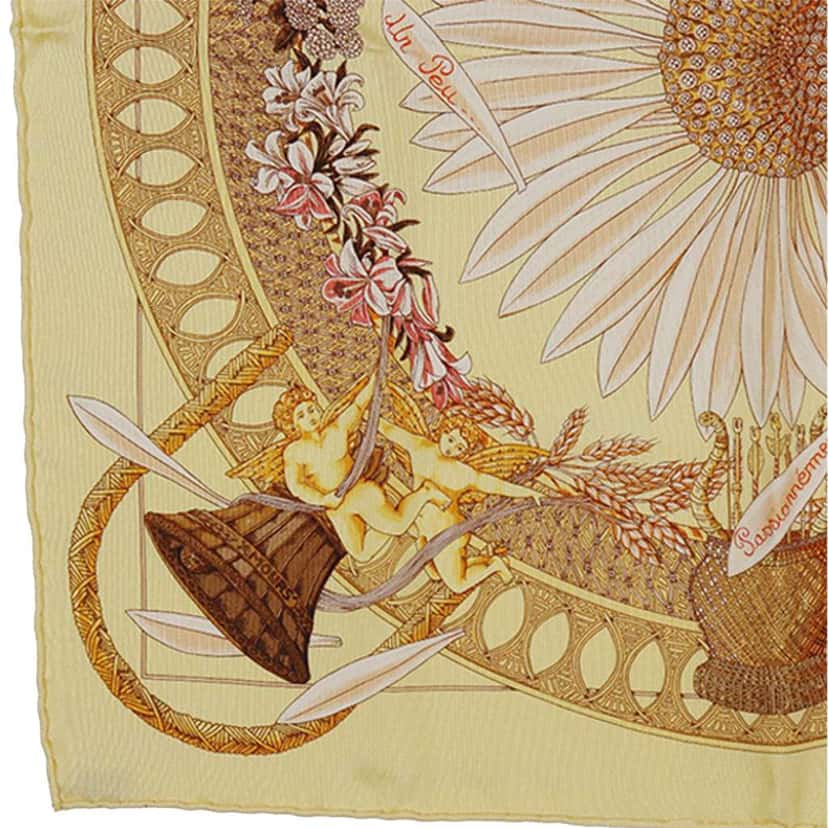 Hermès Amours 42 Silk Scarf Yellow Silk Very good condition - Box View