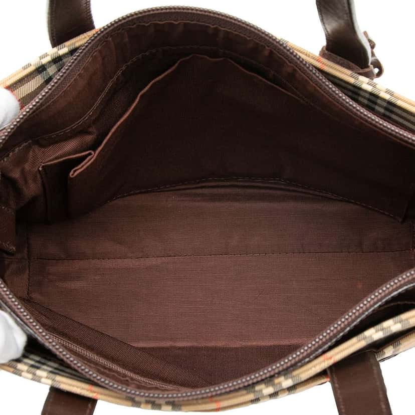 Burberry Haymarket Check Canvas Tote Beige Canvas Good condition - Model View