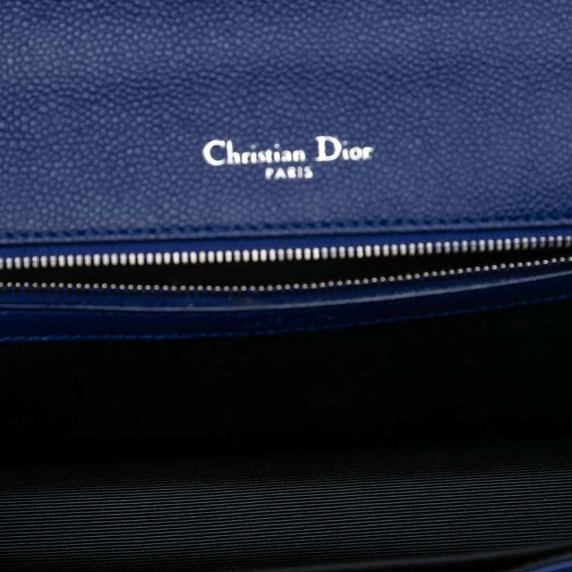 Dior Medium Grained Calfskin Diorama Flap Blue Leather Good condition - Model View