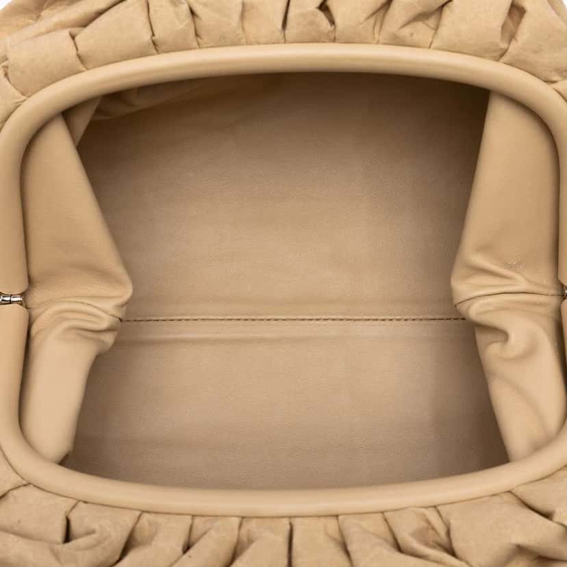 Bottega Veneta Kraft Paper The Pouch Beige Good condition - Model View