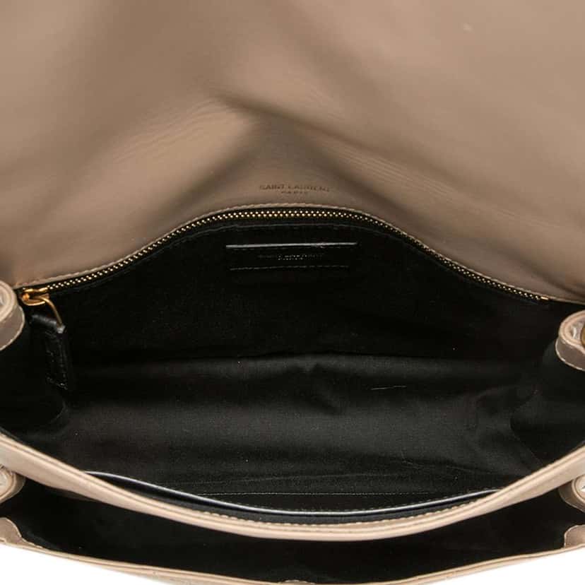 Saint Laurent Medium Calfskin Niki Beige Leather Good condition - Model View