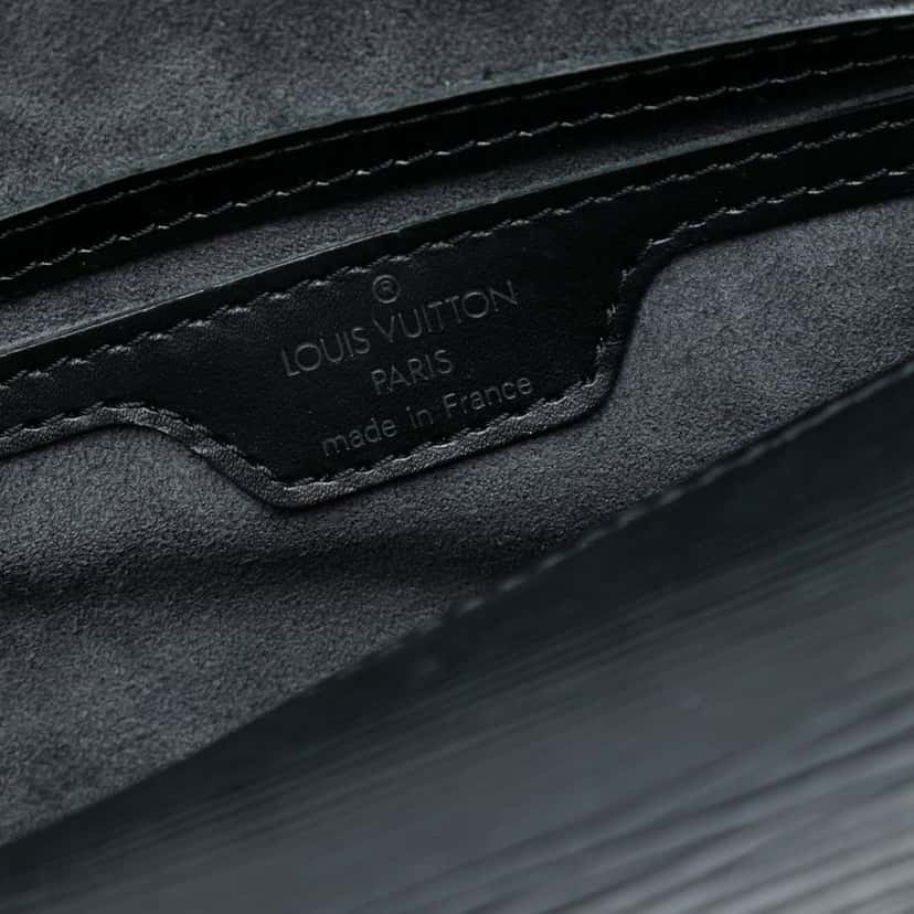 Louis Vuitton Epi Soufflot Black Leather Good condition - Box View