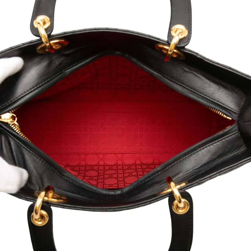 Dior Large Lambskin Cannage Lady Dior Black Leather Very good condition - Model View