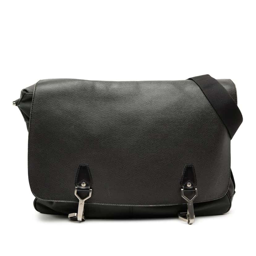 Louis Vuitton Taiga Dersou Green Leather Good condition - Front View