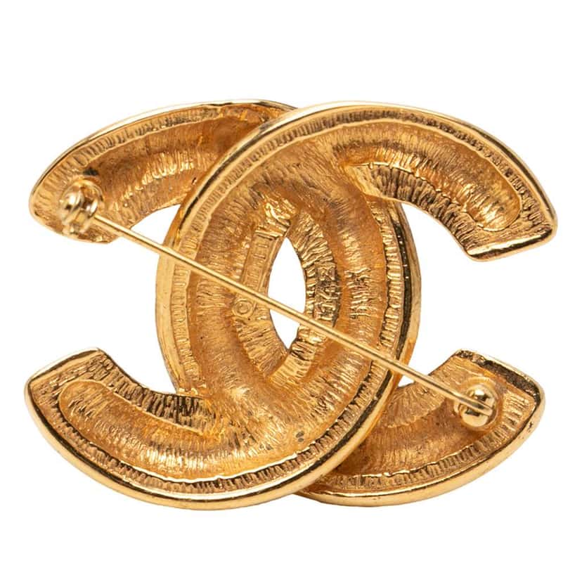 Chanel Gold Plated CC Quilted Brooch Gold Metal Very good condition - Back View