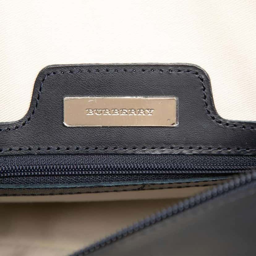 Burberry Striped Canvas Handbag White Canvas Very good condition - Box View