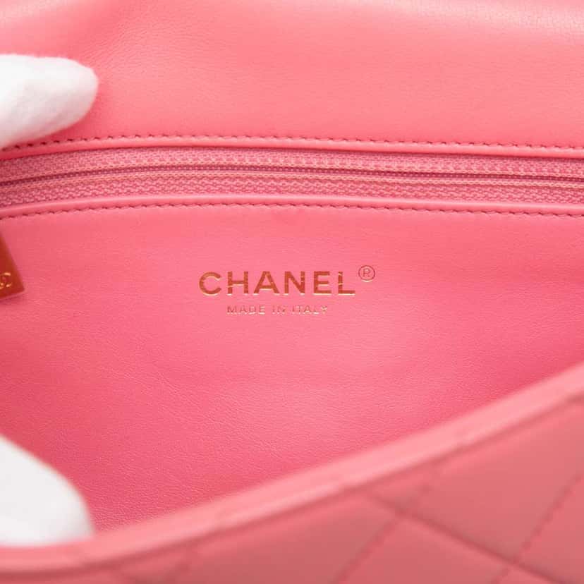 Chanel Medium Quilted Lambskin Logo Letters Chanel Touch Chain Flap Pink Leather Very good condition - Box View