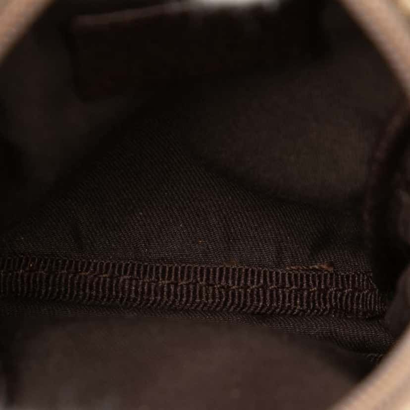 Gucci GG Canvas Cigarette Pouch Beige Canvas Very good condition - Model View