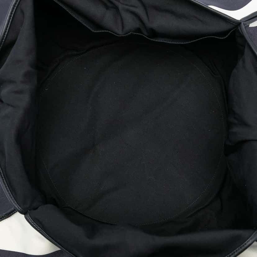 Chanel CC Canvas Stripe Tote Black Canvas Very good condition - Model View