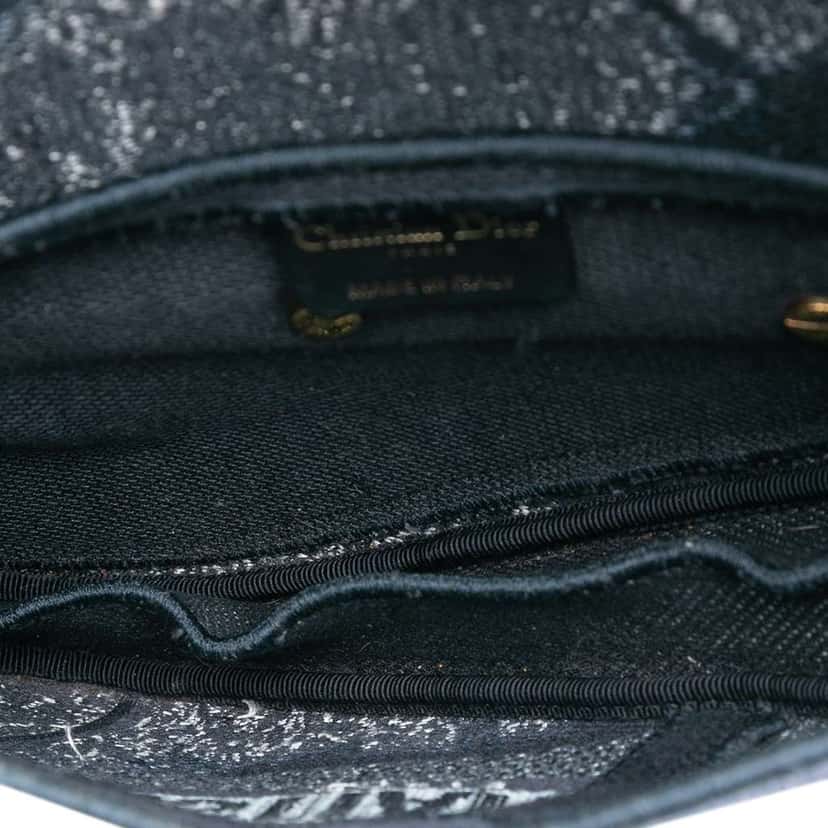 Dior Canvas Embroidered Tie Dye Saddle Bag Blue Canvas Good condition - Model View