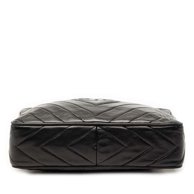 Chanel CC Diamond Quilted Lambskin Tassel Camera Bag Black Leather Good condition - Inside View