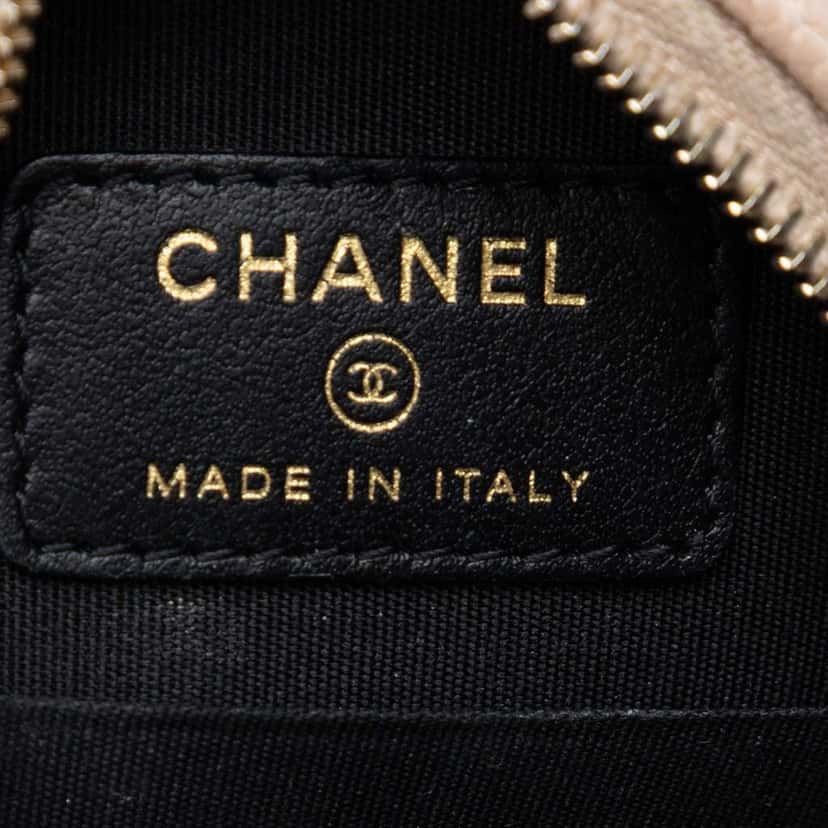 Chanel Caviar CC Filigree Round Crossbody Beige Leather Good condition - Box View