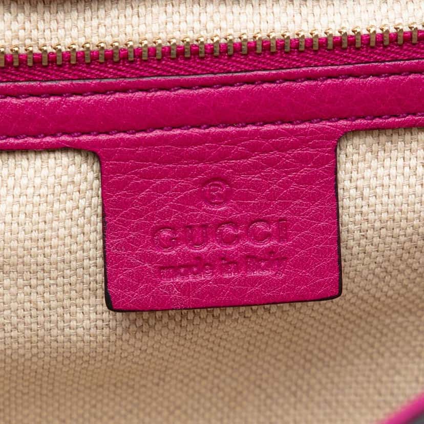 Gucci Leather Soho Disco Clutch Pink Leather Good condition - Box View