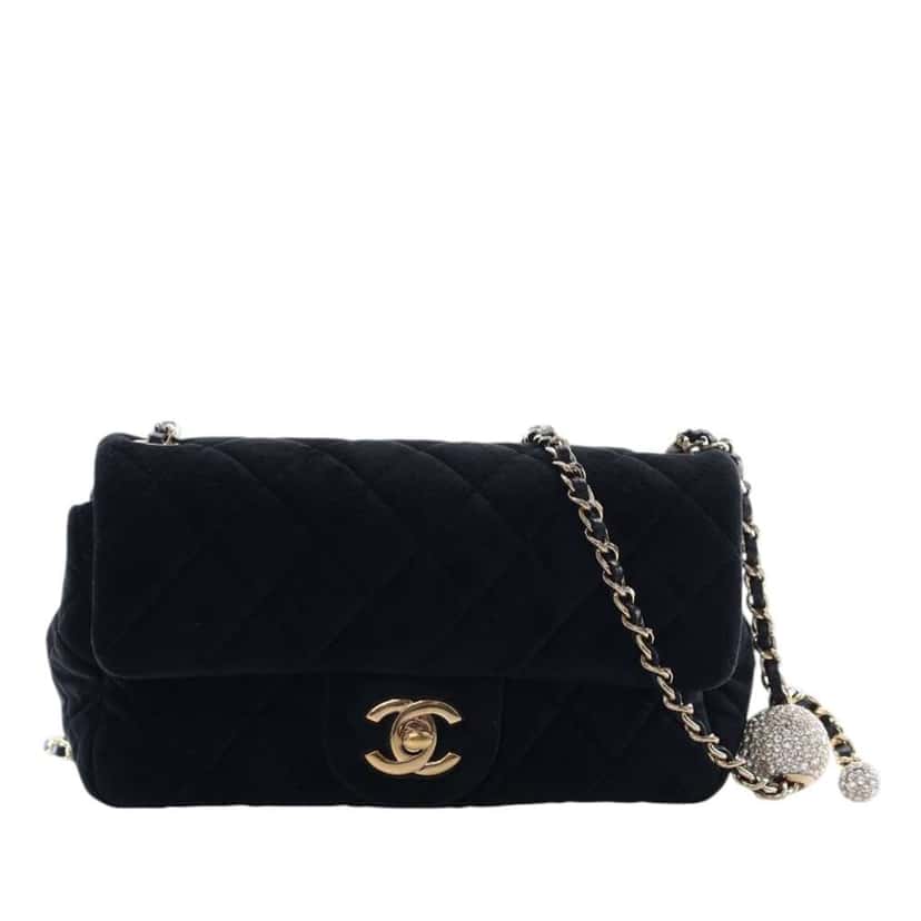 Chanel Mini Rectangular Classic Velvet Pearl Crush Single Flap Black Velvet Good condition - Front View