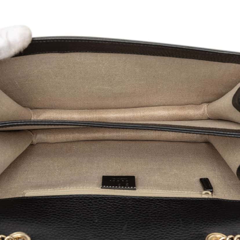 Gucci Medium Dollar Calfskin Interlocking G Crossbody Black Leather Good condition - Model View