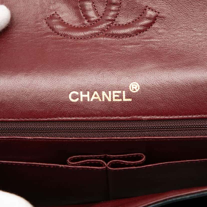 Chanel Medium Tall Classic Lambskin Double Flap Black Leather Good condition - Box View