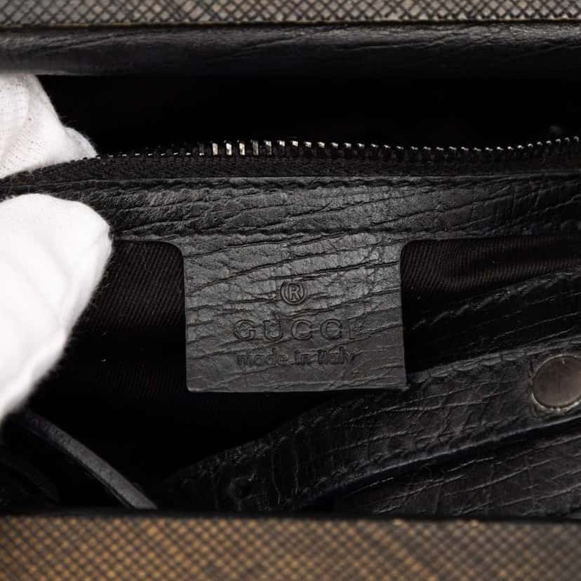 Gucci GG Canvas Wood Frame Handbag Black Canvas Very good condition - Box View