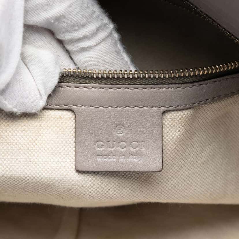 Gucci Guccissima Bree Tote Grey Leather Good condition - Box View