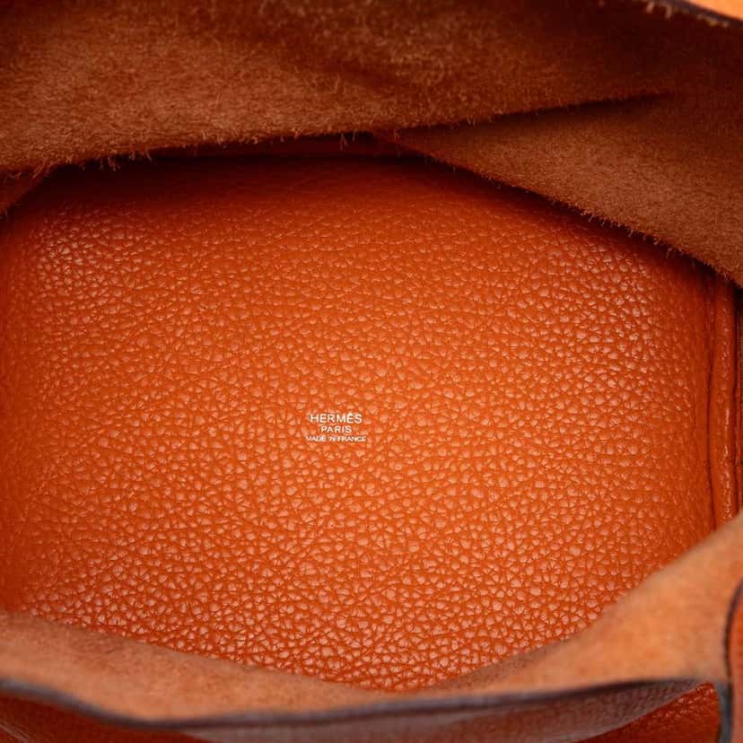 Hermès Clemence Picotin Lock 22 Orange Leather Very good condition - Model View