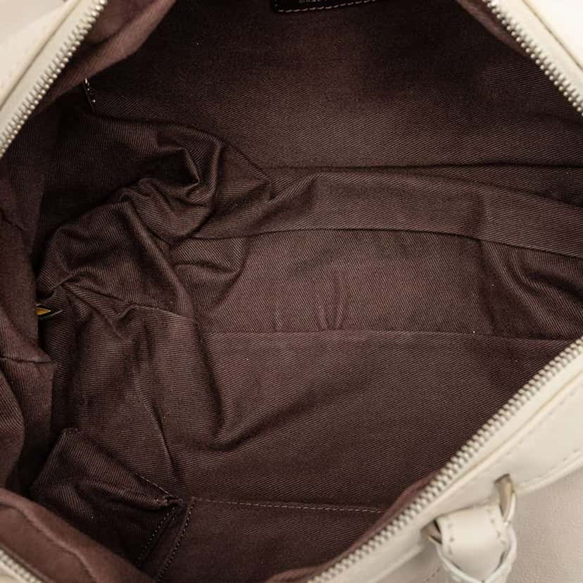 Chanel CC Calfskin Wild Stitch Bowling Bag White Leather Very good condition - Model View