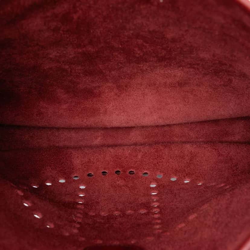 Hermès Clemence Evelyne III 29 Red Leather Very good condition - Model View