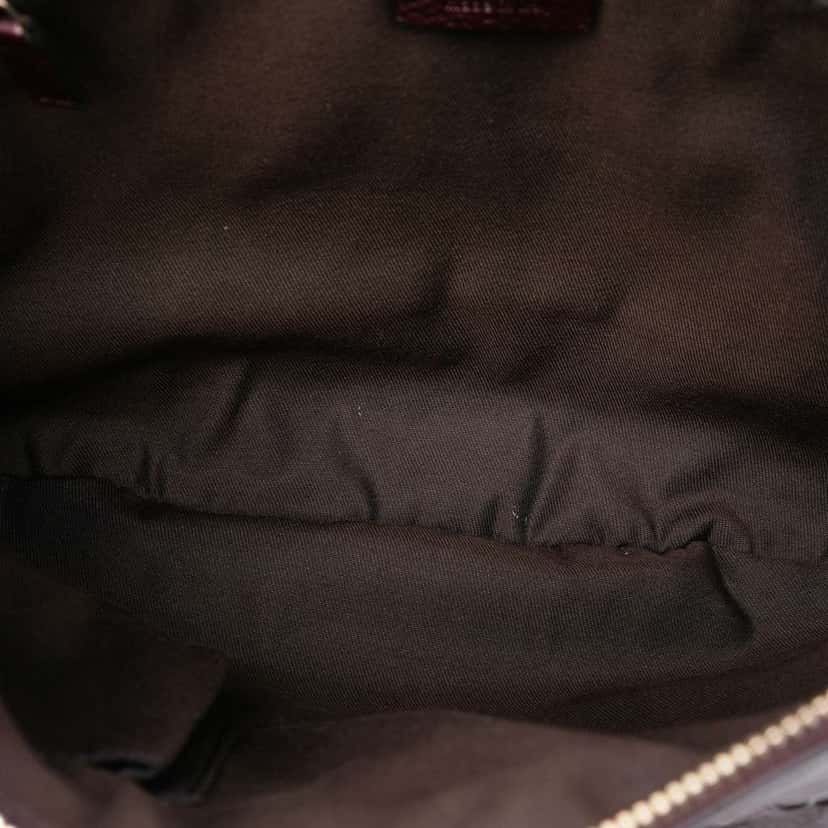 Gucci Metallic Guccissima Abbey D Ring Crossbody Purple Leather Good condition - Model View