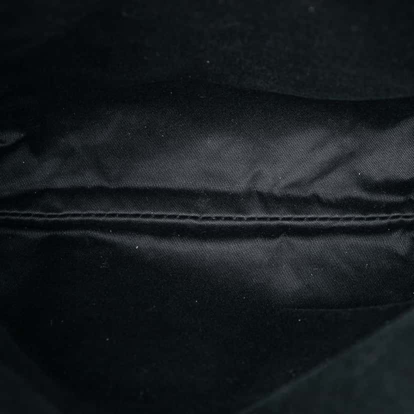 Gucci GG Canvas Tote Black Canvas Good condition - Model View