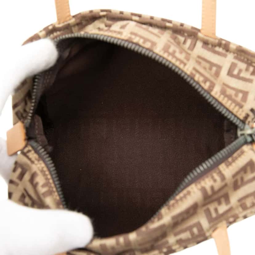 Fendi Zucchino Canvas Handbag Brown Canvas Good condition - Model View