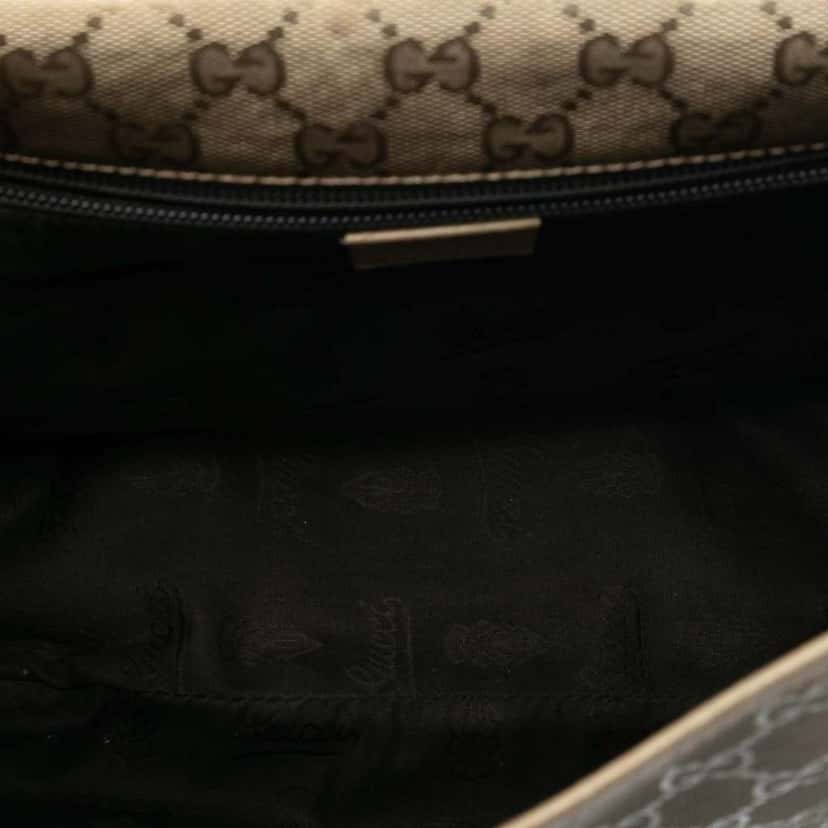Gucci GG Imprime Crossbody Gold Canvas Good condition - Model View