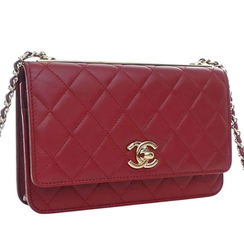 Chanel Quilted Lambskin Trendy CC Wallet On Chain Red Leather Good condition - Back View