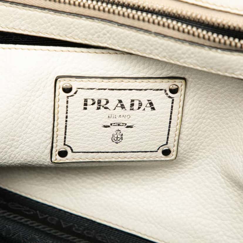 Prada Vitello Daino Front Pocket Open Convertible Tote White Leather Good condition - Box View
