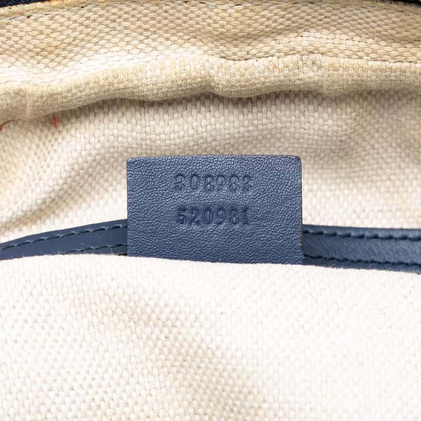 Gucci Patent Soho Chain Zip Shoulder Bag Blue Leather Good condition - Box View