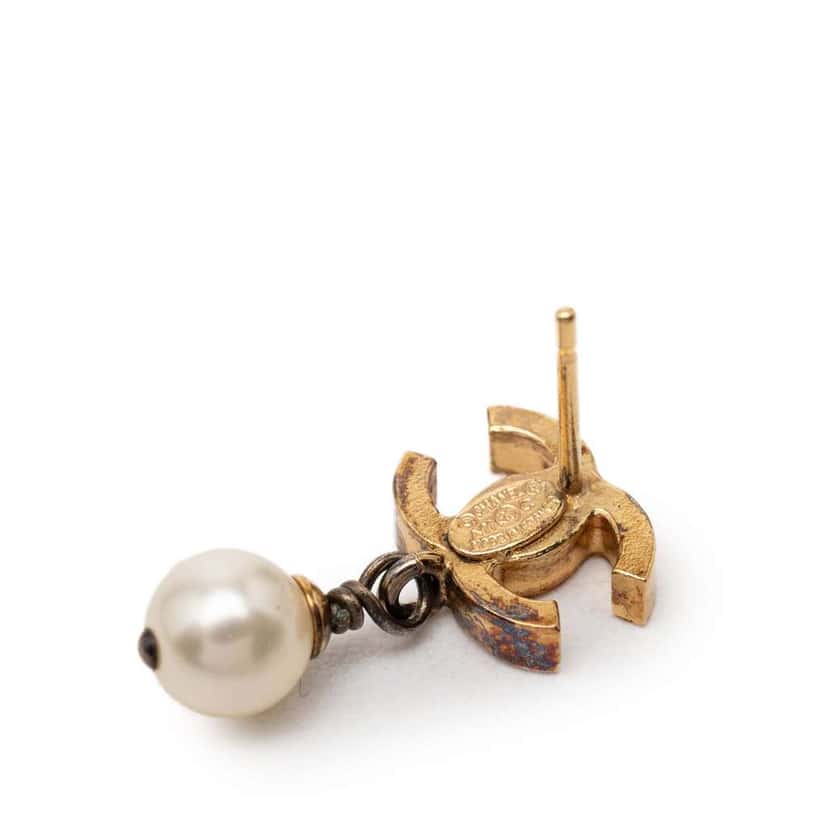 Chanel CC Gold Plated Faux Pearl Drop Push Back Earrings Gold Metal Good condition - Inside View