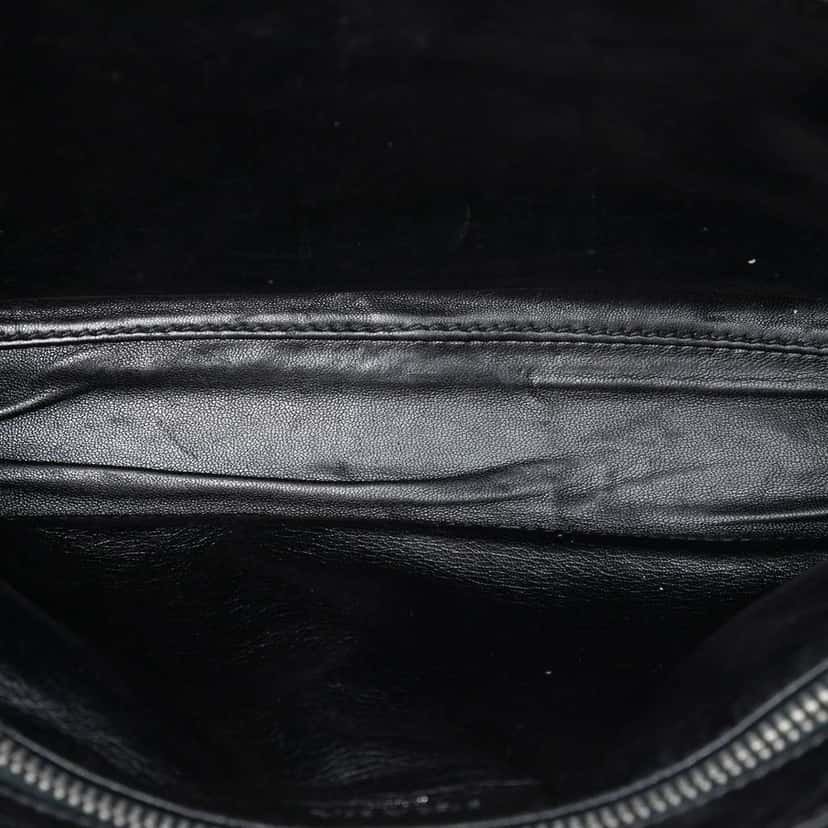 Prada Saffiano Portfolio Zip Clutch Black Leather Good condition - Model View
