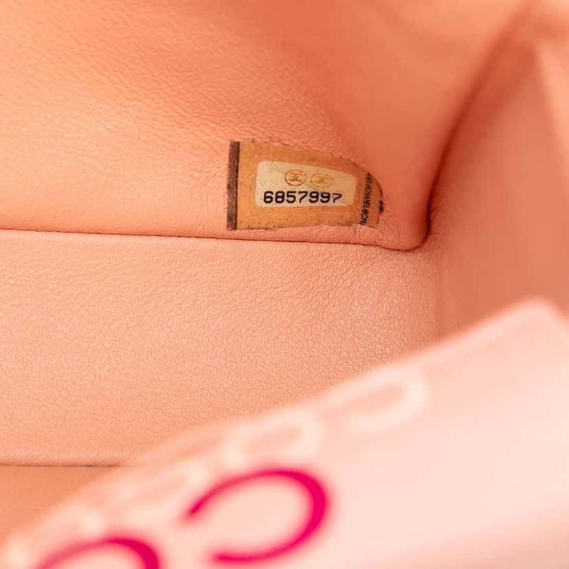 Chanel CC Chocolate Bar Canvas Logo East West Flap Pink Canvas Good condition - Box View