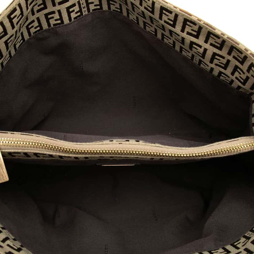 Fendi Zucchino Canvas Tote Beige Canvas Good condition - Model View