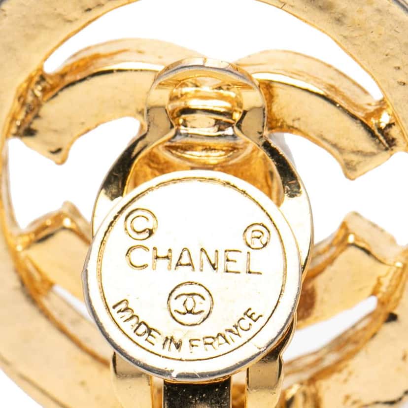 Chanel CC Gold Plated Rhinestone Round Clip On Earrings Gold Metal Good condition - Inside View