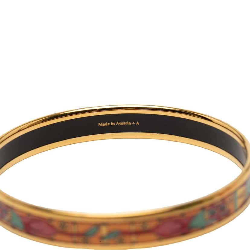 Hermès Narrow Animal Motif Enamel Bangle 62 Gold Good condition - Model View