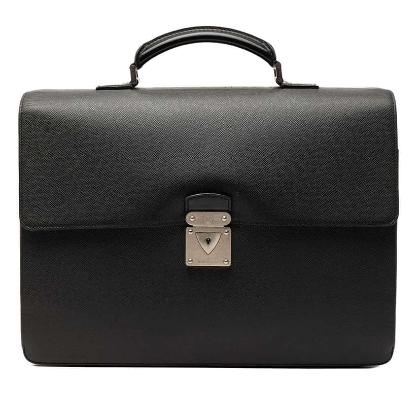 Louis Vuitton Taiga Robusto 1 Black Leather Very good condition - Front View