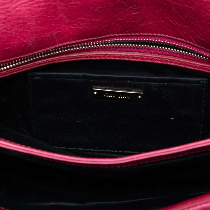 Miu Miu Matelasse Nappa Chain Shoulder Bag Pink Leather Good condition - Model View