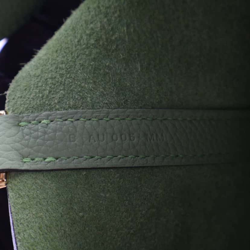 Hermès Togo Picotin Lock 22 Green Leather Good condition - Box View