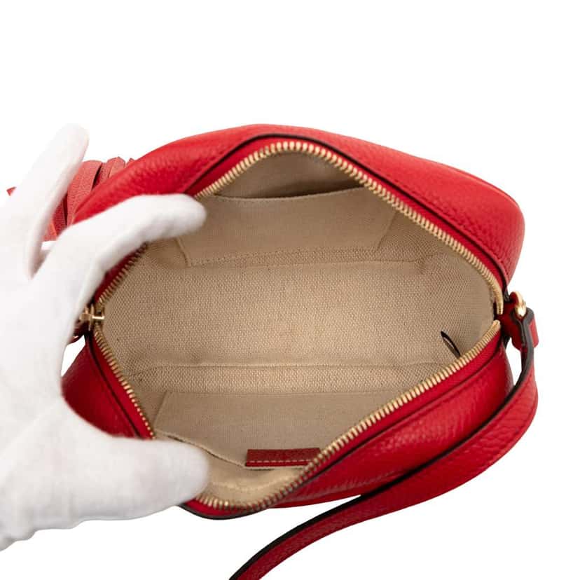 Gucci Leather Soho Disco Crossbody Red Leather Good condition - Model View