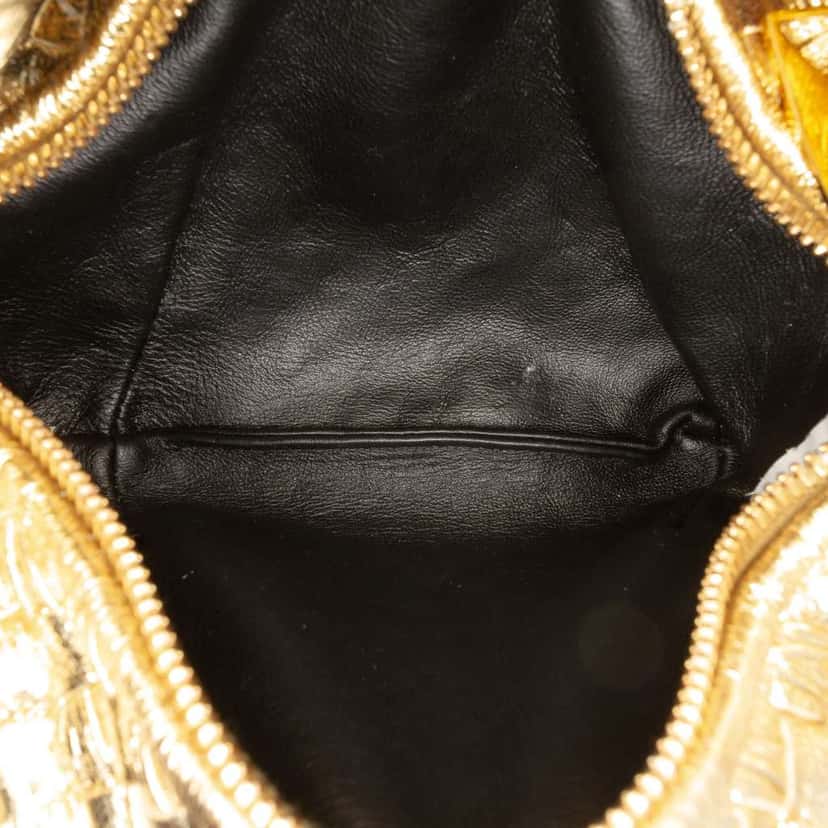 Bottega Veneta Mini Metallic Nappa Intrecciato Jodie Gold Leather Good condition - Model View