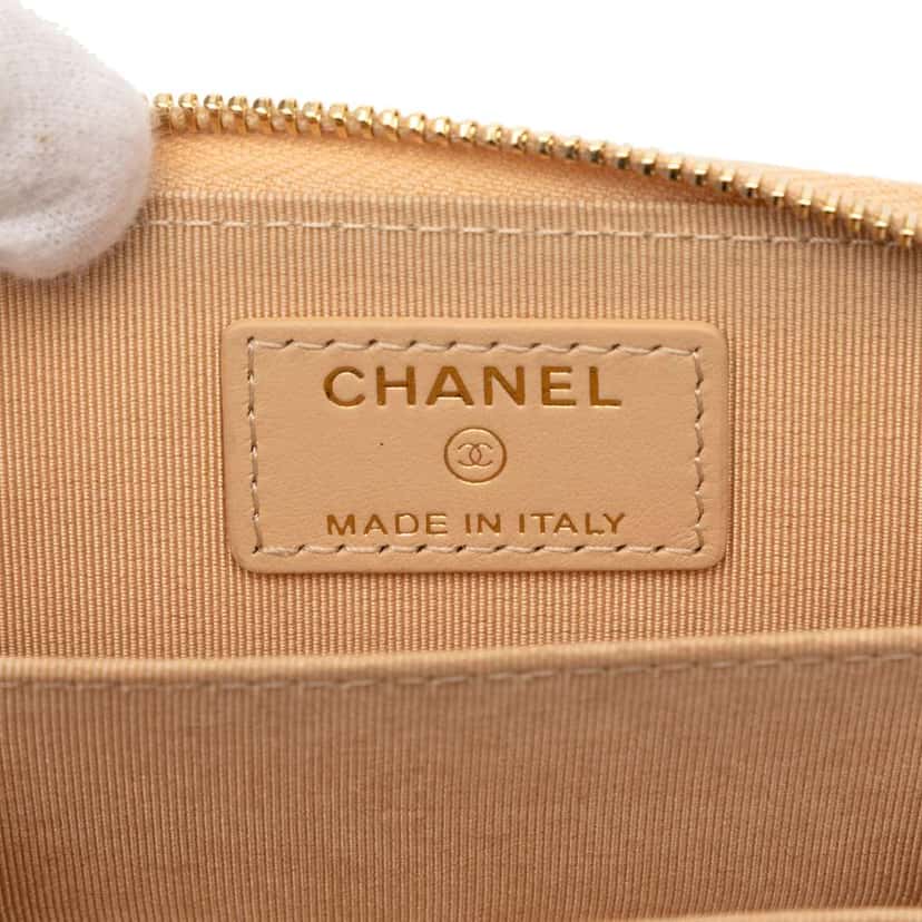 Chanel CC Quilted Caviar Zippy Coin Pouch Beige Leather Good condition - Box View